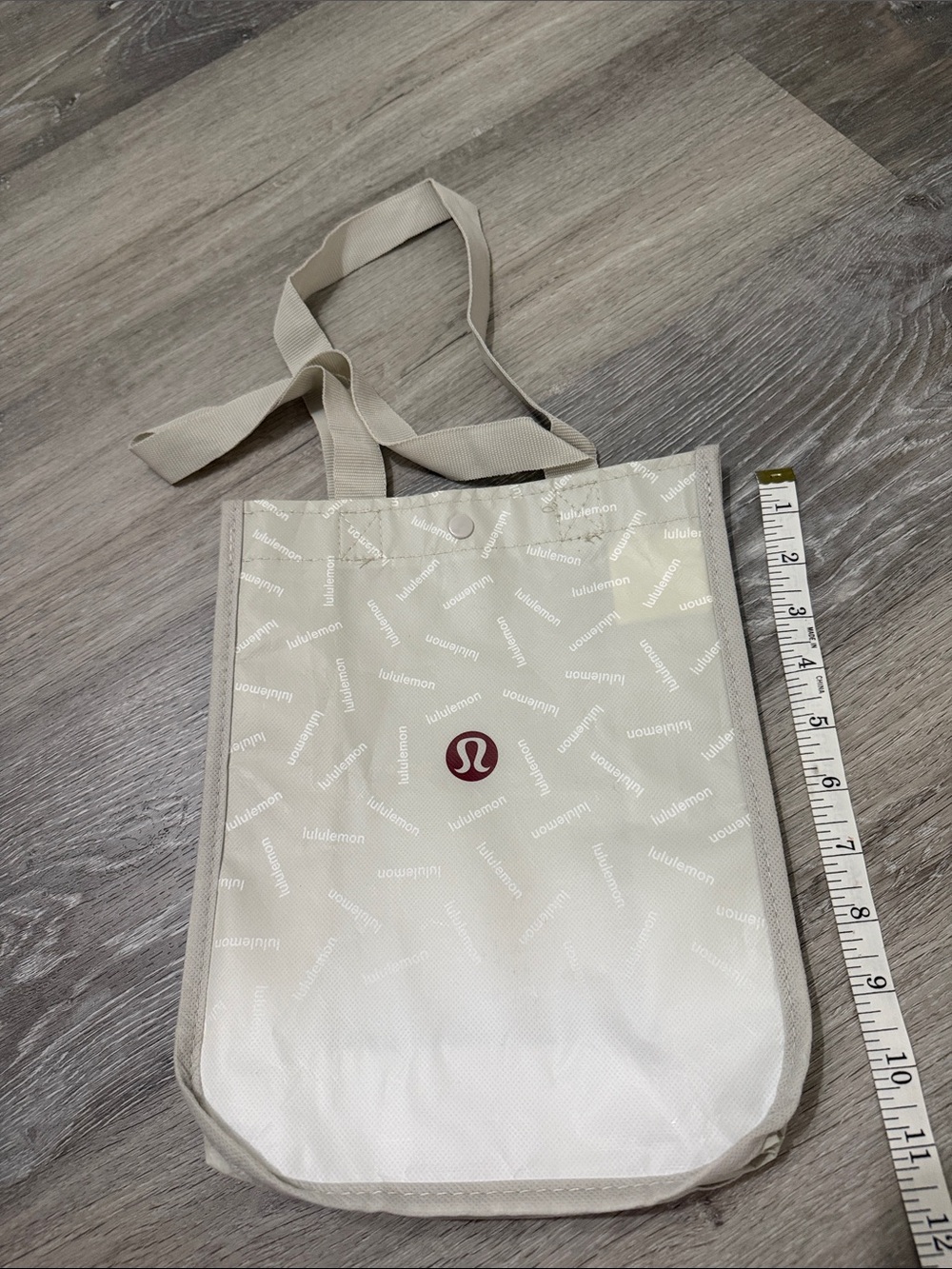 lululemon athletica Cream Tote bag